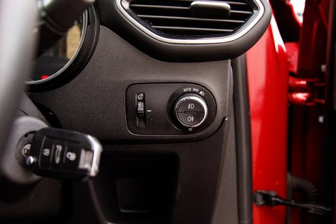 Vauxhall Crossland ELITE NAV 15