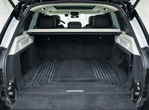 Land Rover Range Rover P440e SE 37