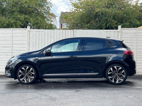 Renault Clio 1.6 E-TECH Lutecia Hatchback 5dr Petrol Hybrid Auto Euro 6 (s/s) (140 ps) 7