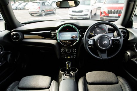 Mini Hatch COOPER S LEVEL 2