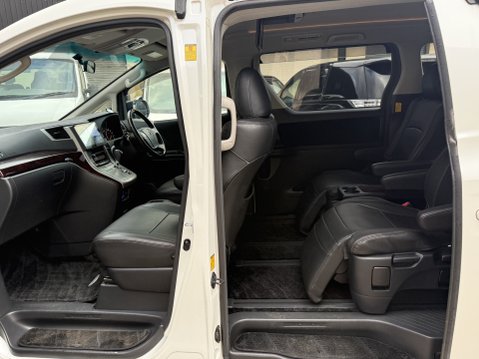 Toyota Alphard 2.4 240S + 7 Seats + Modellista Bodykit 19