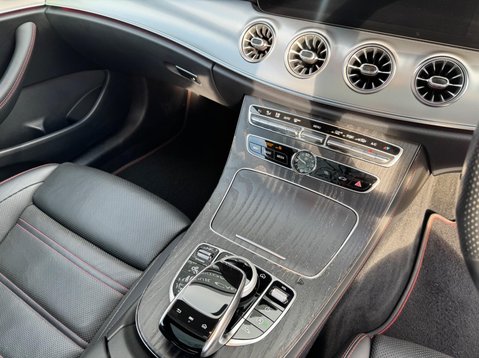 Mercedes-Benz E Class AMG E 53 4MATIC PREMIUM PLUS MHEV 17