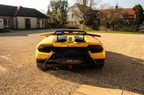 Lamborghini Huracan 17