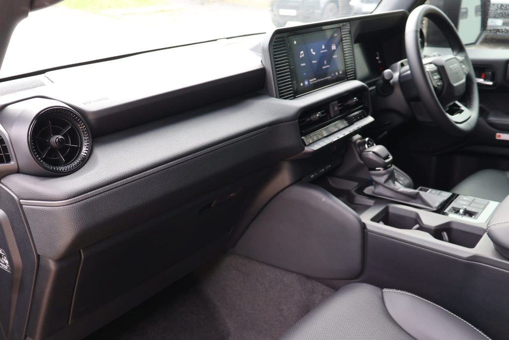 Toyota Land Cruiser COMMERCIAL Ask about OEM rear seat conversion by Seeker UK 13