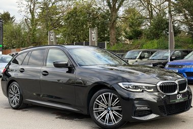 BMW 3 Series 330E M SPORT TOURING - HYBRID - APPLE CAR PLAY - 2 OWNERS - CAMERA -NEW MOT