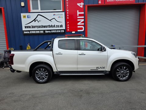 Isuzu D-Max BLADE DCB 4