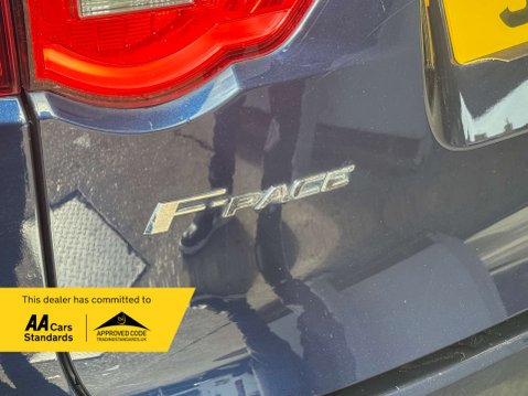 Jaguar F-Pace 2.0 F-PACE Portfolio AWD D Auto 4WD 5dr 25