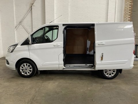 Ford Transit Custom 300 LIMITED P/V ECOBLUE 10