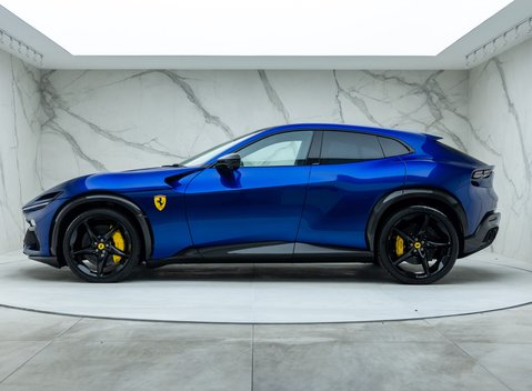 Ferrari Purosangue 5