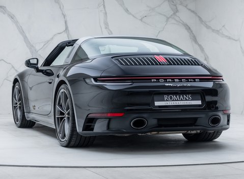 Porsche 911 Targa 4S (992) 13