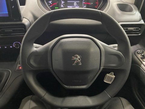 Peugeot Partner BLUEHDI PROFESSIONAL PREMIUM PLUS L1 15