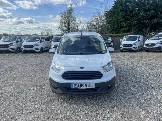 Ford Transit Courier Petrol SWB (SOLD) Low Roof Trend Air Con Alloys Sat Nav E 3
