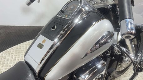 Suzuki Intruder 1500 VL 2000 ONLY 14K NEW MOT SERVICED 1500CC CRUISER BIKE 21