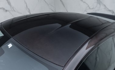 Aston Martin DBS Superleggera 40