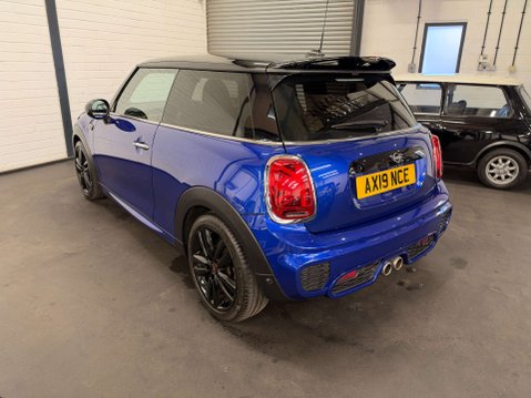 Mini Hatch 2.0 Cooper S Sport 3dr 12
