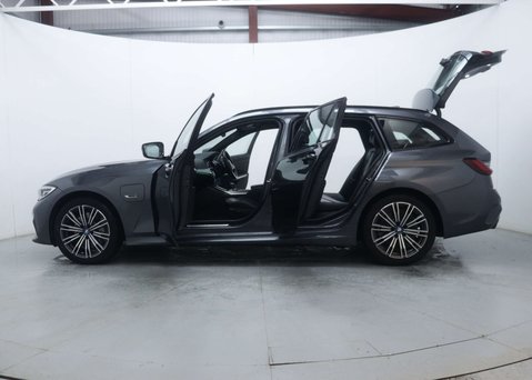 BMW 3 Series 2.0 330E M Sport Auto 5dr 55