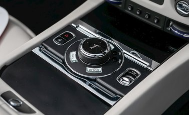 Rolls-Royce Dawn 21