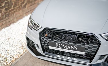 Audi RS3 Saloon 21
