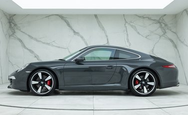 Porsche 911 50th Anniversary Edition (991) 2