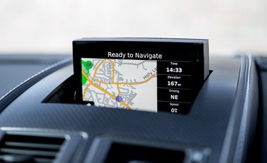 Aston Martin V12 Vantage S 19