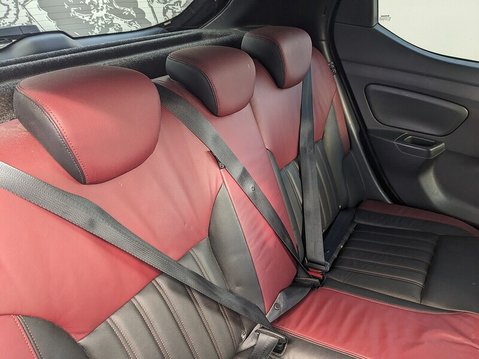 Nissan MICRA IG-T TEKNA 15