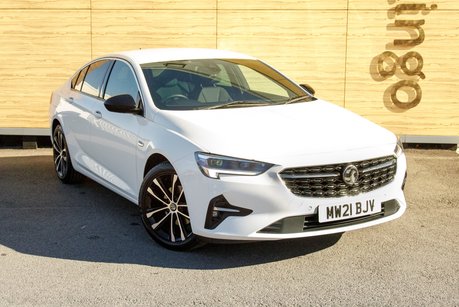 Vauxhall Insignia ULTIMATE NAV