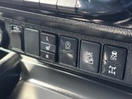 Toyota Hilux Invincible X 4WD 2.8 D-4D Double Cab Pickup - Hardtop Canopy 31