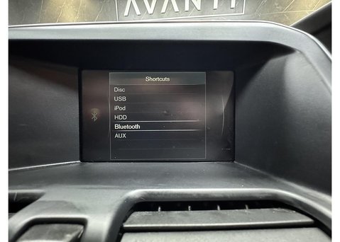 Volvo XC60 2.4 D4 R-Design Lux Nav SUV 5dr Diesel Auto AWD Euro 6 (s/s) (190 ps) 68