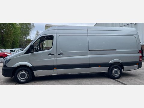 Mercedes-Benz Sprinter 2.1 314 CDi Panel Van 5dr Diesel Manual RWD L3 H3 (218 g/km, 140 bhp) 17
