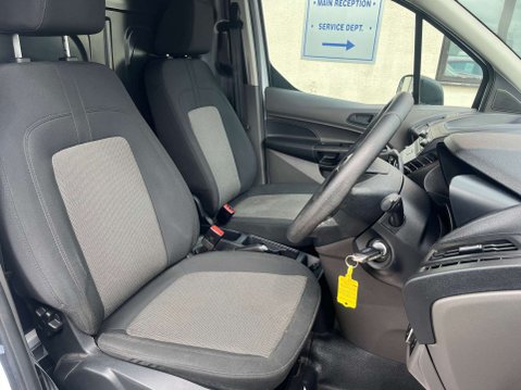 Ford Transit Connect 1.5 Transit Connect 200 L1 TDCi AIRCON 18