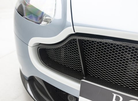 Aston Martin V12 Vantage S ROADSTER 44