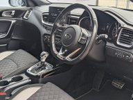 Kia Ceed CRDI GT-LINE ISG 13