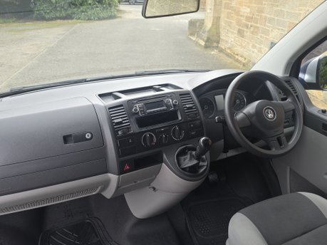 Volkswagen Transporter T30 TDI KOMBI STARTLINE 19