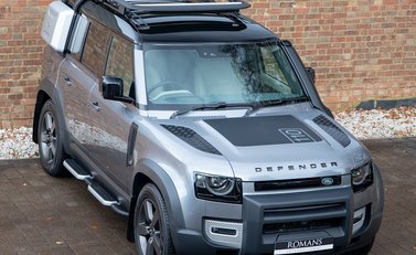 Land Rover Defender 110 HSE D240 8