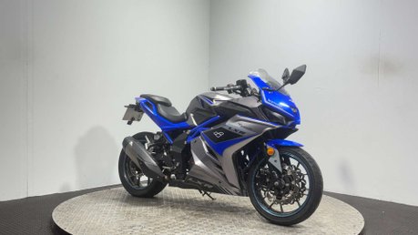 Lexmoto LXR 2020 7K 125CC SPORTS BIKE LEARNER PROJECT BIKE 2