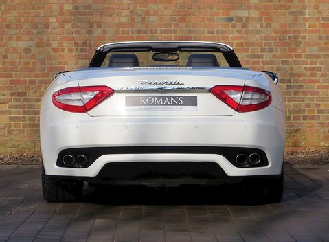 Maserati Grancabrio 8