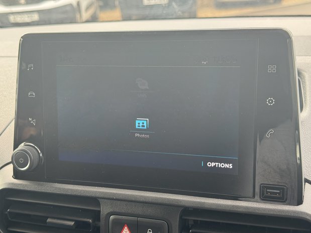 Peugeot e-Partner AUTO 50Kwh [SOLD KH] SWB L1H1 LR Professional Premium Plus Air Con Sensors 27