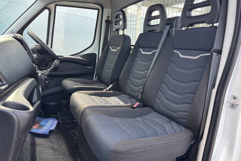 Iveco Daily 35C14 Beavertail Lawnmower Body - Large Ramp - Removable Cages 3