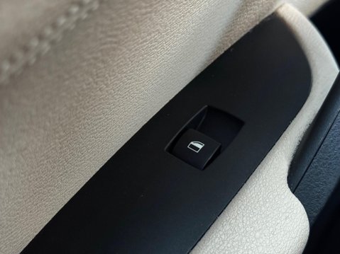 BMW X1 2.0 18d xLine Auto xDrive Euro 5 (s/s) 5dr 53