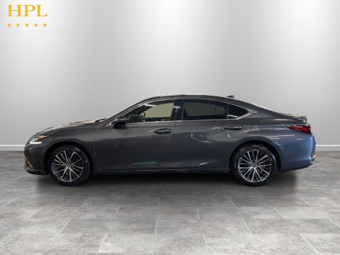 Lexus Es 2.5 300h Saloon 4dr Petrol Hybrid E-CVT Euro 6 (s/s) (218 ps) 4