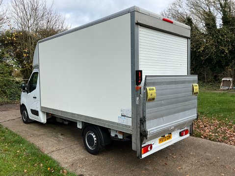 Renault Master 2.3 dCi ENERGY 35 Business FWD LWB LUTON Euro 6 (s/s) 2dr 4