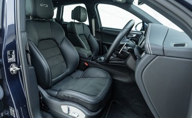Porsche Macan GTS 11