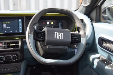 Fiat Grande Panda 1.2 Hybrid 48V 110 Icon 9