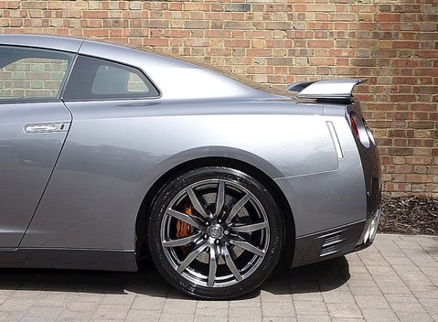 Nissan GT-R 550 Recaro Edition 7