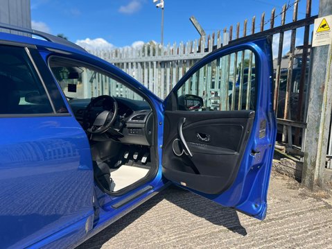 Renault Megane GT LINE TOMTOM DCI 51