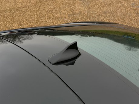 Jaguar F-Type V6 S AWD 37