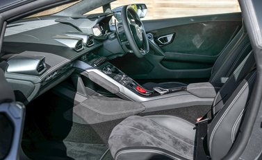 Lamborghini Huracan LP610-4 13
