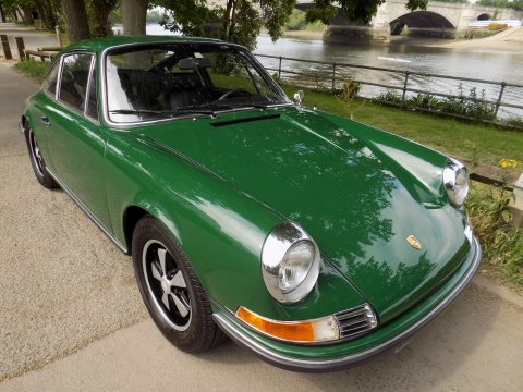 Porsche 911 T 2.2 LWB - LHD COUPE 13