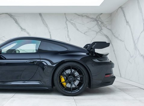 Porsche 911 GT3 (992) 26
