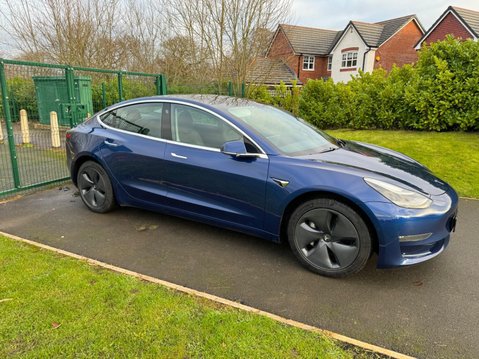 Tesla Model 3 (Dual Motor) Performance 4
